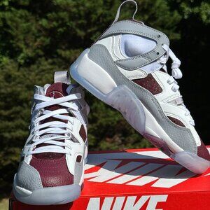 NEW Nike Big Kid Jumpman Two Trey Casual Sneaker - US Youth 4Y